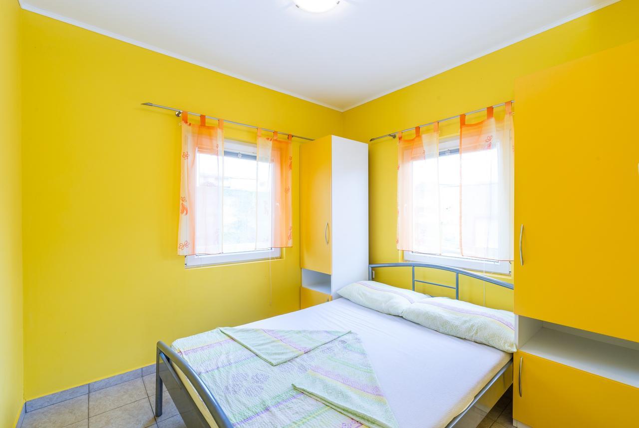 ויר Apartments Mahnet מראה חיצוני תמונה