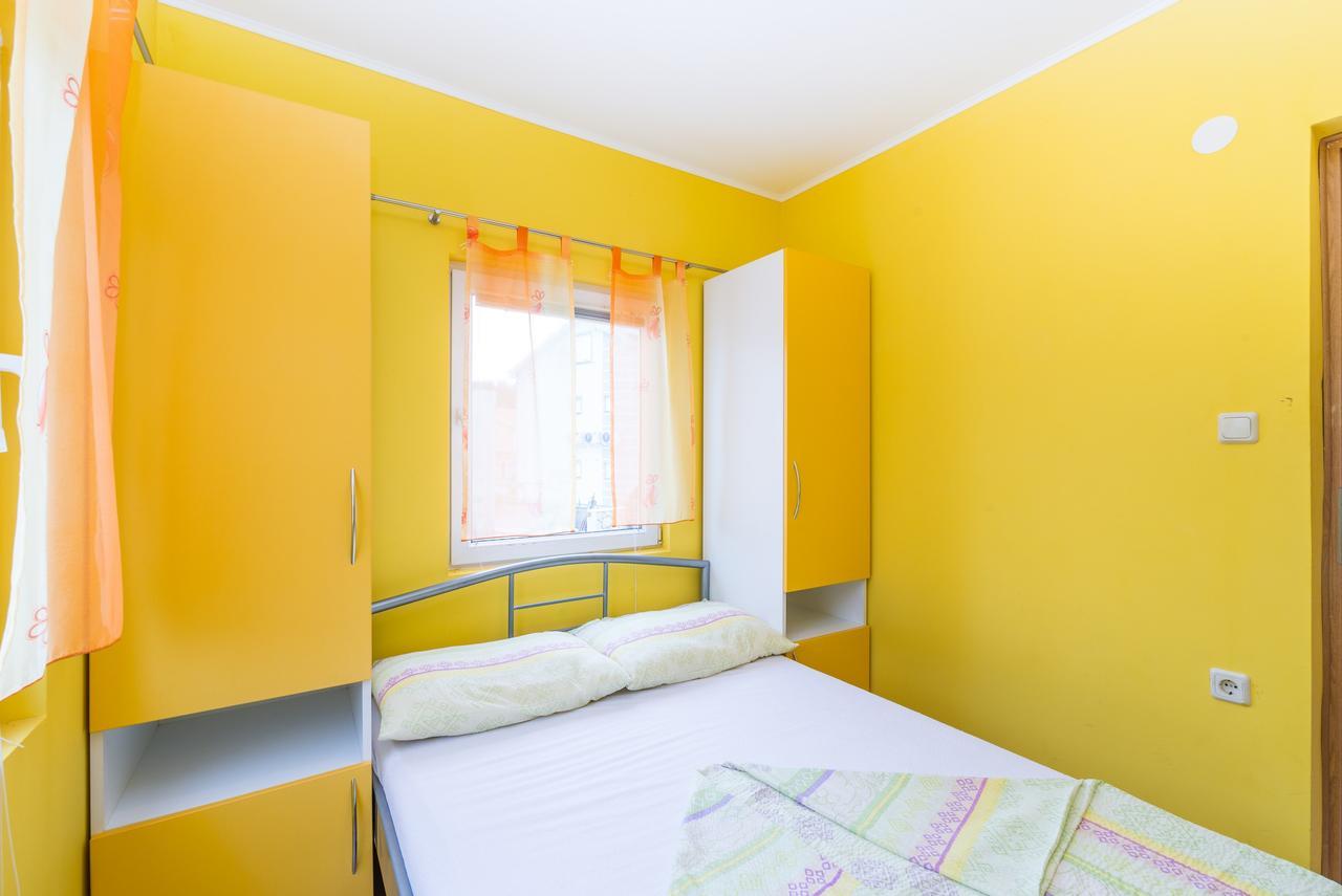 ויר Apartments Mahnet מראה חיצוני תמונה