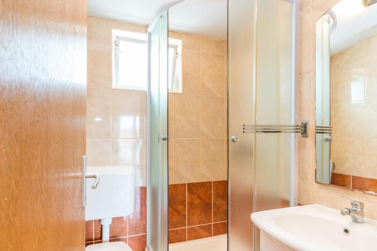 ויר Apartments Mahnet חדר תמונה