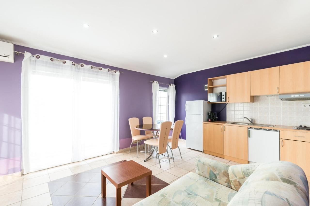 ויר Apartments Mahnet חדר תמונה